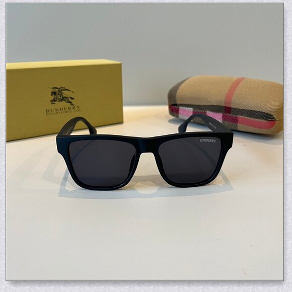 Burberry Black & Blue Square Sunglasses main image 5